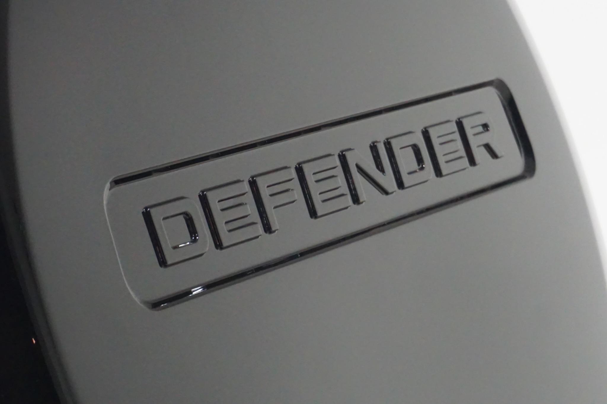 Land Rover Defender 110 3.0 D250 MHEV HSE Auto 4WD Euro 6 (s/s) 5dr